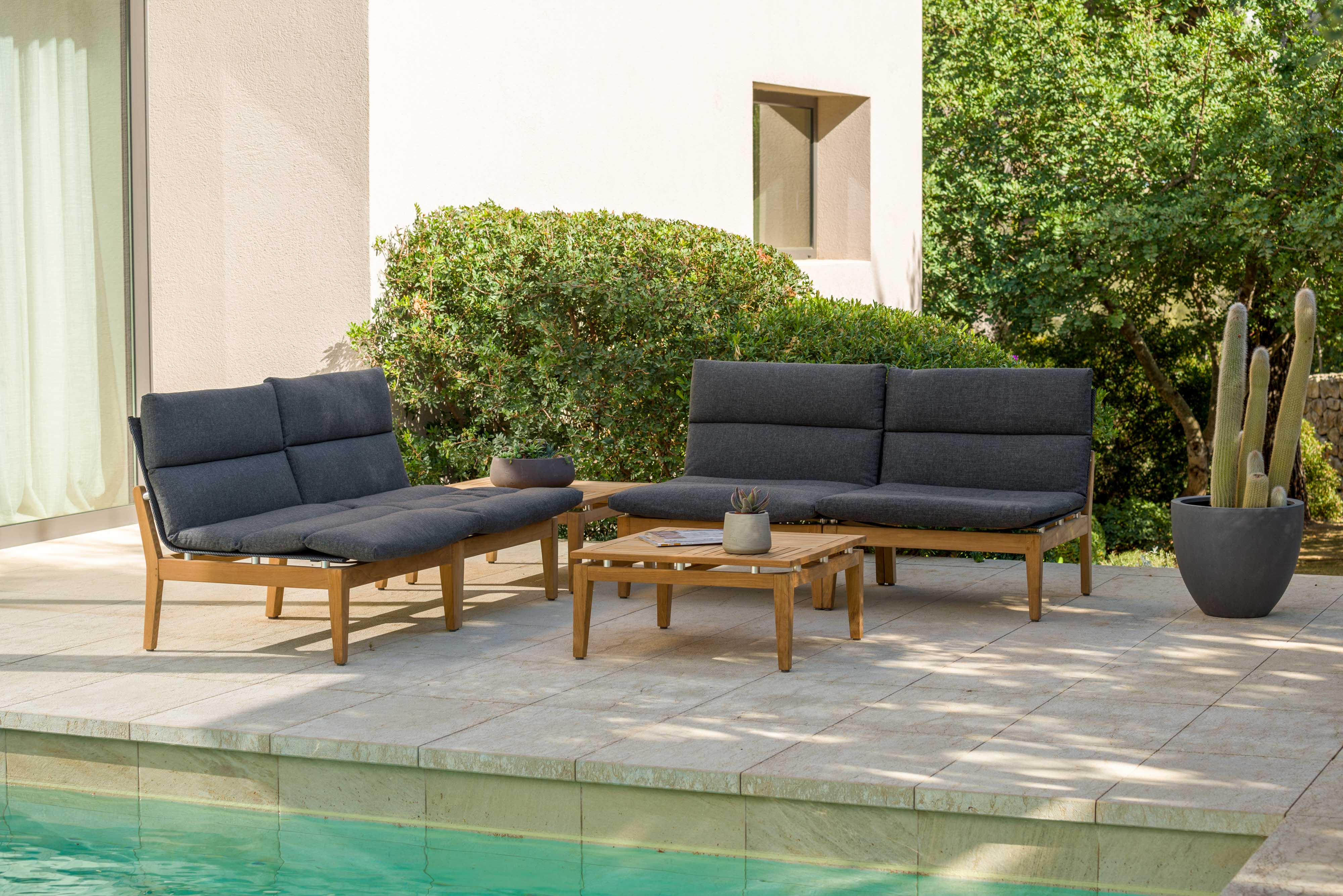 Arno 6-Piece Modular Corner Set – FSC Teak & Dark Olefin Cushions by LifestyleGarden