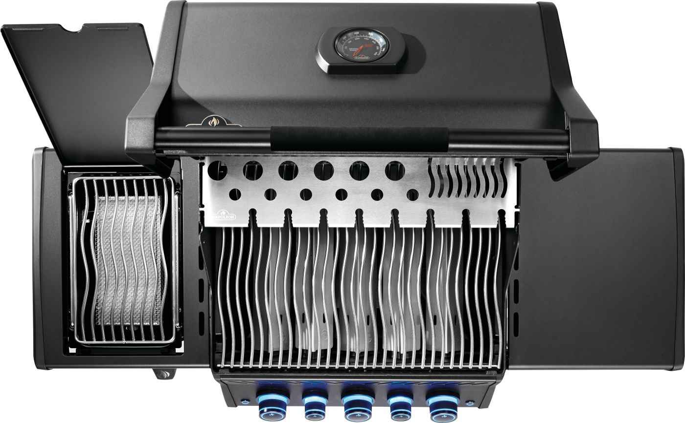 Napoleon Phantom Rogue PRO‑S 425 RSIB with Infrared Side and Rear Burners