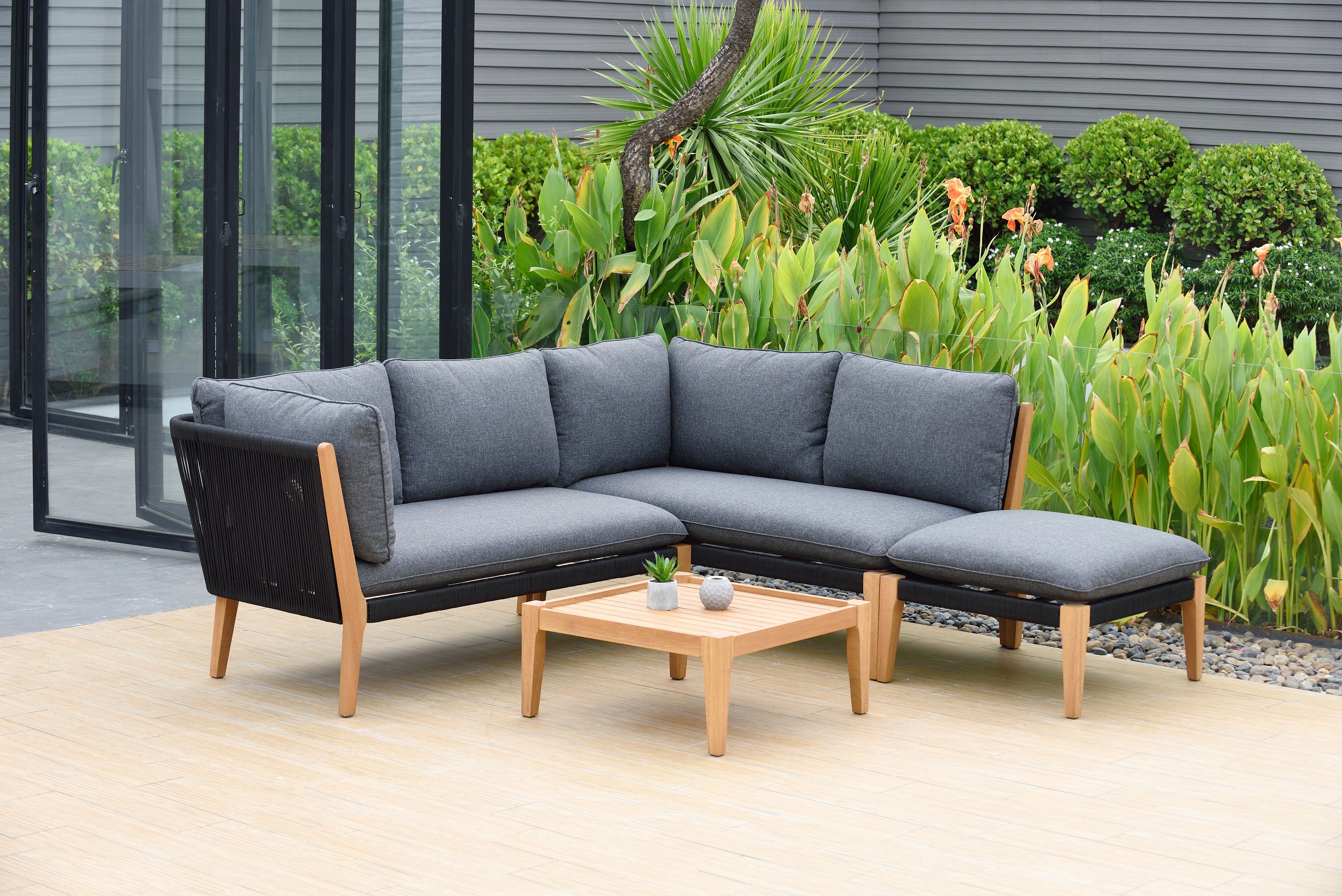 Barry 4-Piece Outdoor Conversation Set – Spacious Lounge Collection by LifestyleGarden