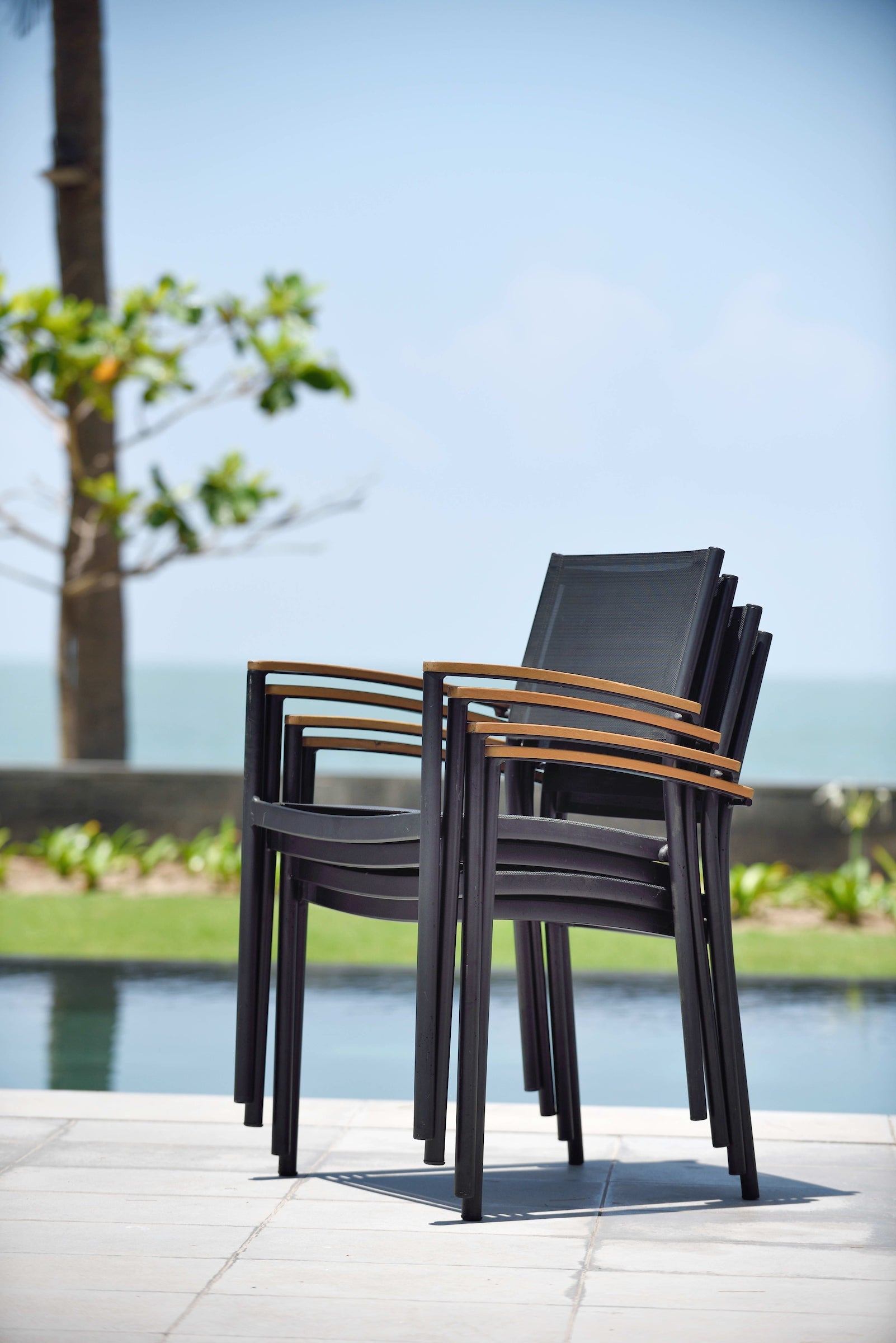 Rinjani Rectangular Table and 4 Vera Stacking Armchair Dining Set