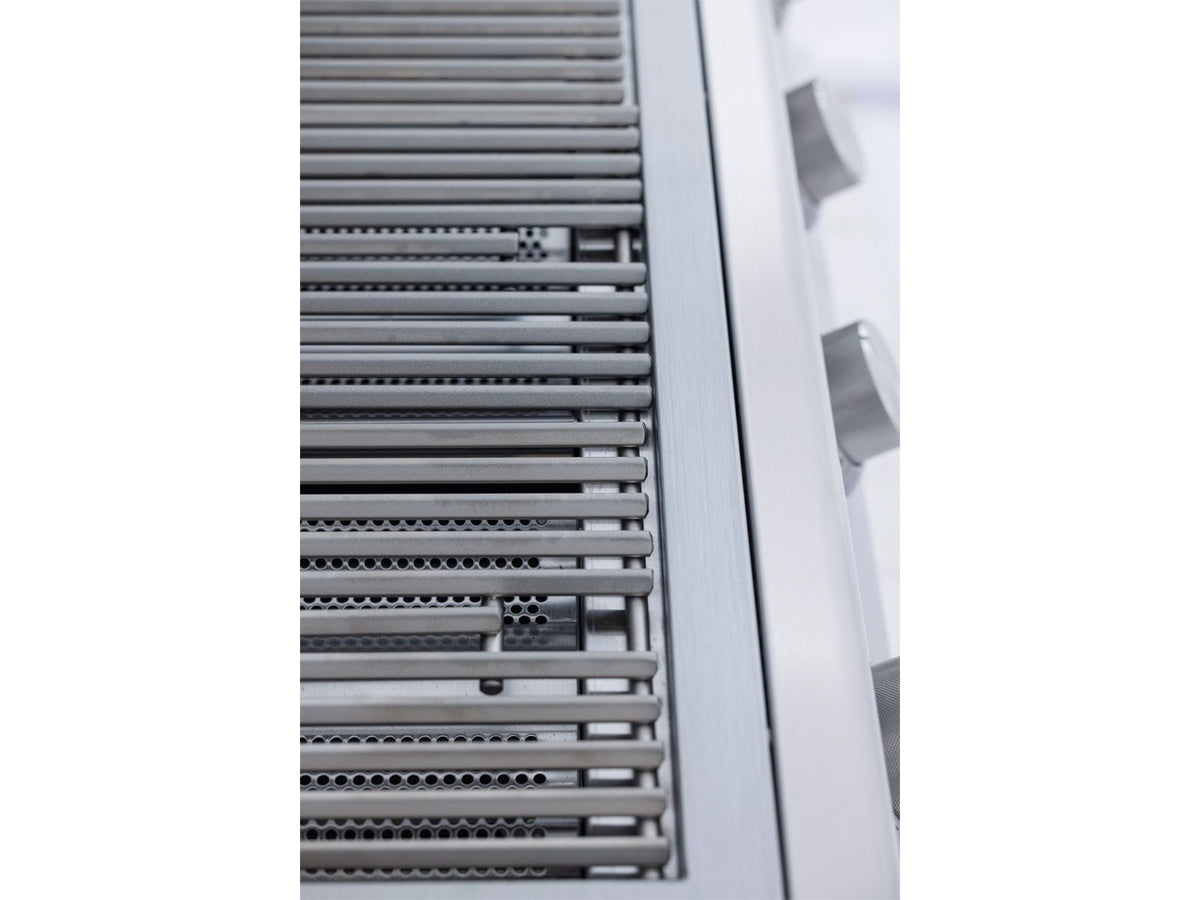 Blaze BCM 32-in 4-Burner Built-In Gas Grill