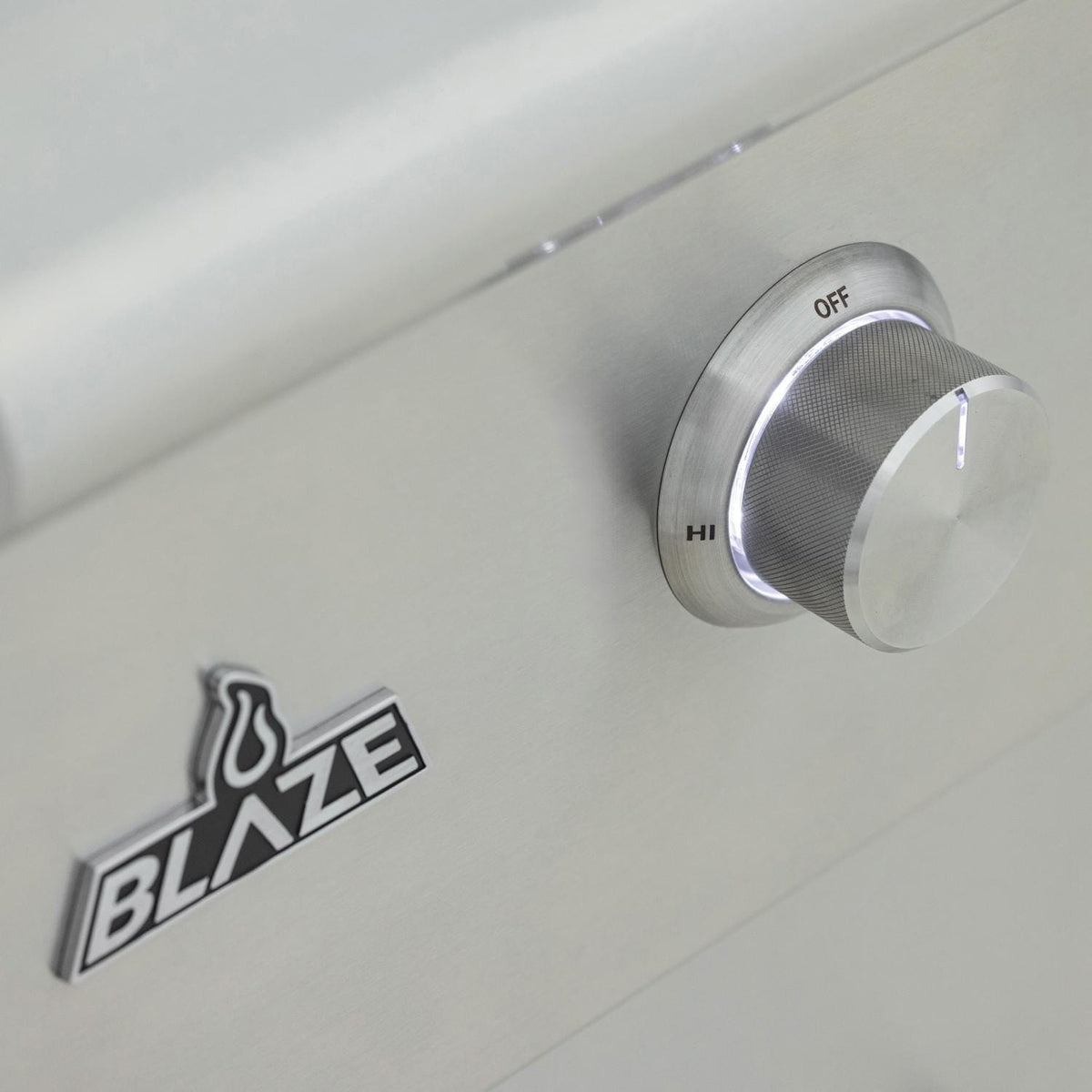 Blaze LTE+ 30-Inch Gas Griddle w/Lift-Assist Hood