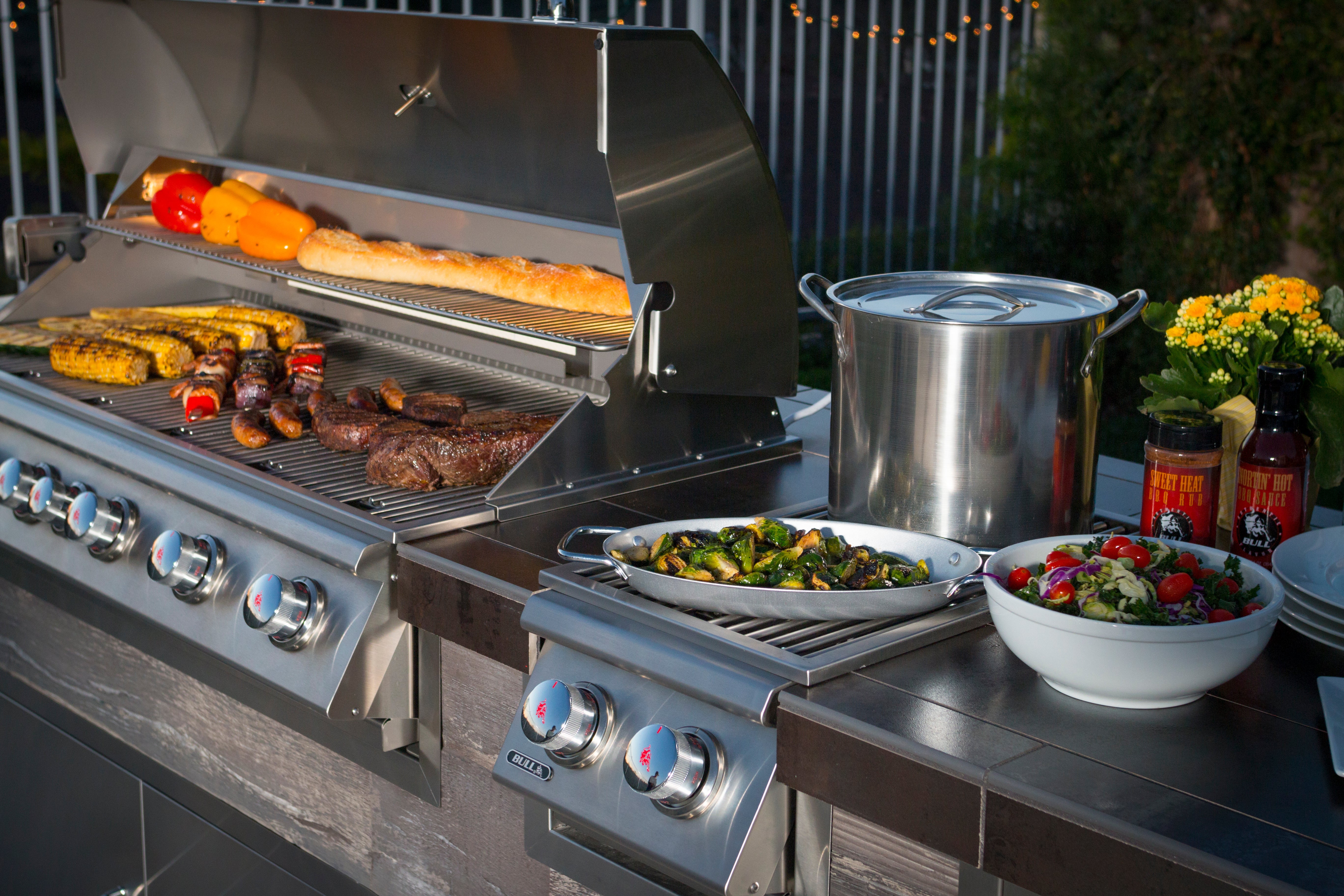 Bull Double Stainless Steel Built-In Side Burner with Stainless Steel Lid