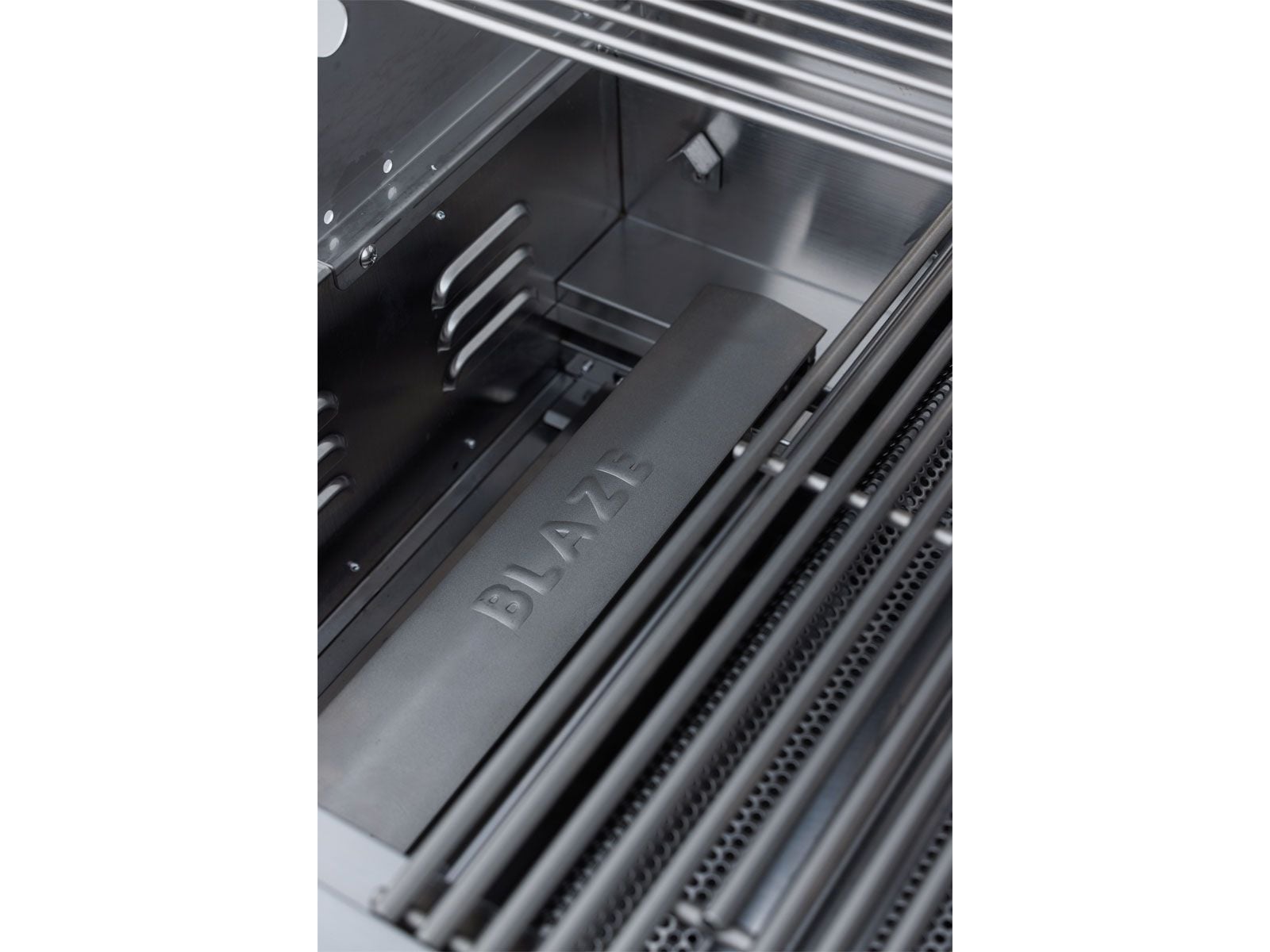 Blaze BCM 32-in 4-Burner Freestanding Gas Grill
